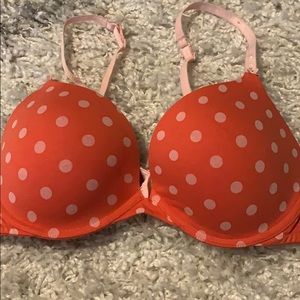 Victoria secret pushy up bra